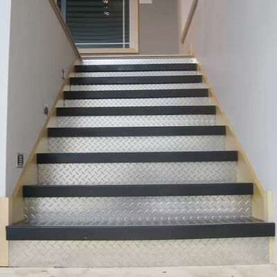 5052 صفائح ألومنيوم منقوشة 4x8 5754 صفيحة ألومنيوم ماسية 100 مم 1600 مم