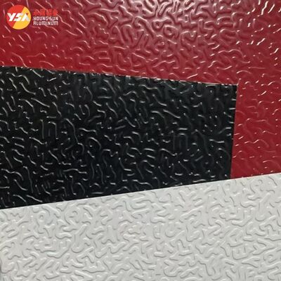 صفائح الألمنيوم المنقوشة بالجص المطلي بالألوان PVDF 25 ميكرون مقاومة للتآكل 0.2-3 مم لتغليف HVAC