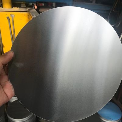 قرص ألومنيوم للسحب العميق والتشكيل بالتدوير DC CC لأواني الطهي، بقطر مخصص واستواء عالٍ وحافة خالية من النتوءات، من الدرجة الغذائية