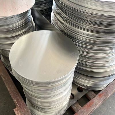 دائرة من الألومنيوم 1.5mm 1060 ألومنيوم القرص مصباح المادة